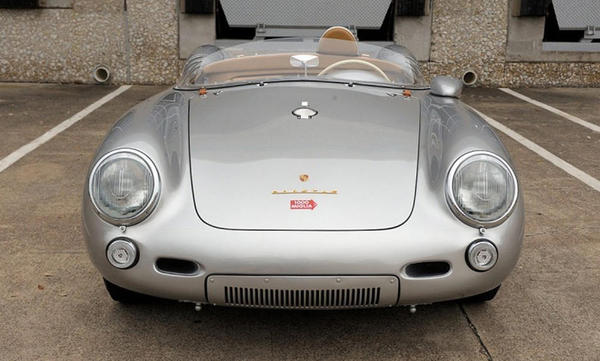 550 Spyder front view