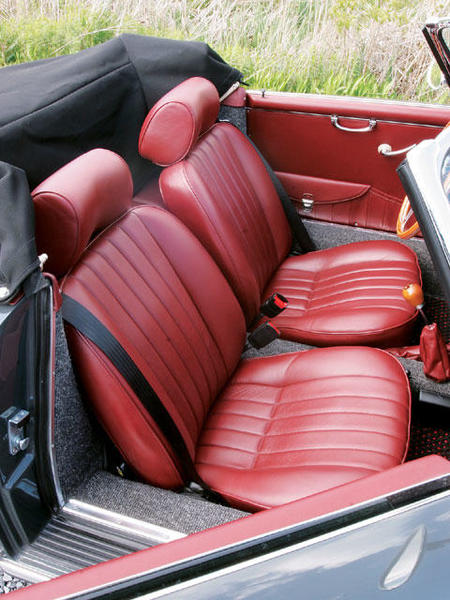 Seats_356_speedster_replica-