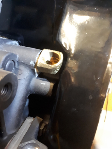 oil fitting clearanced