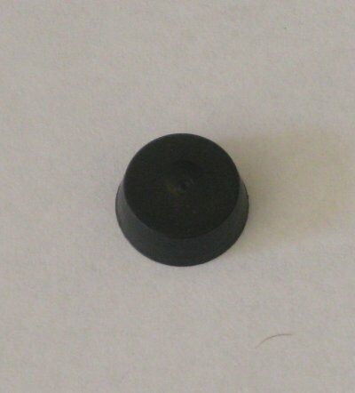 Horn button trim grommet 2